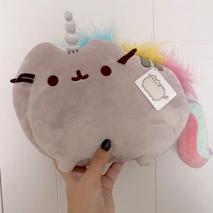 Pusheen Unicorn 2018 with tags